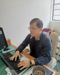 赵向东.png